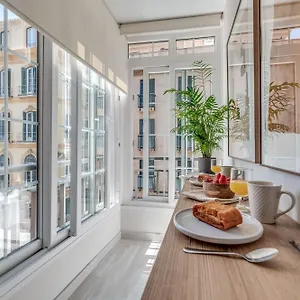 Victoria 16 Premium By Nagoa Homes Apartamento