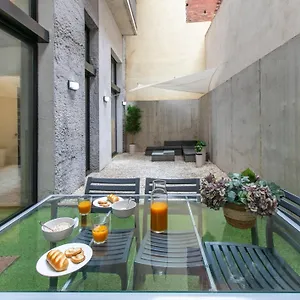 Chic And Modern In Gracia , Barcelona Spain